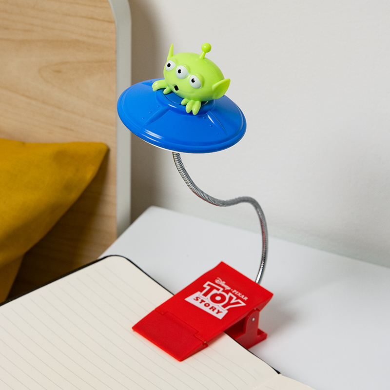 反斗奇兵三眼仔書燈