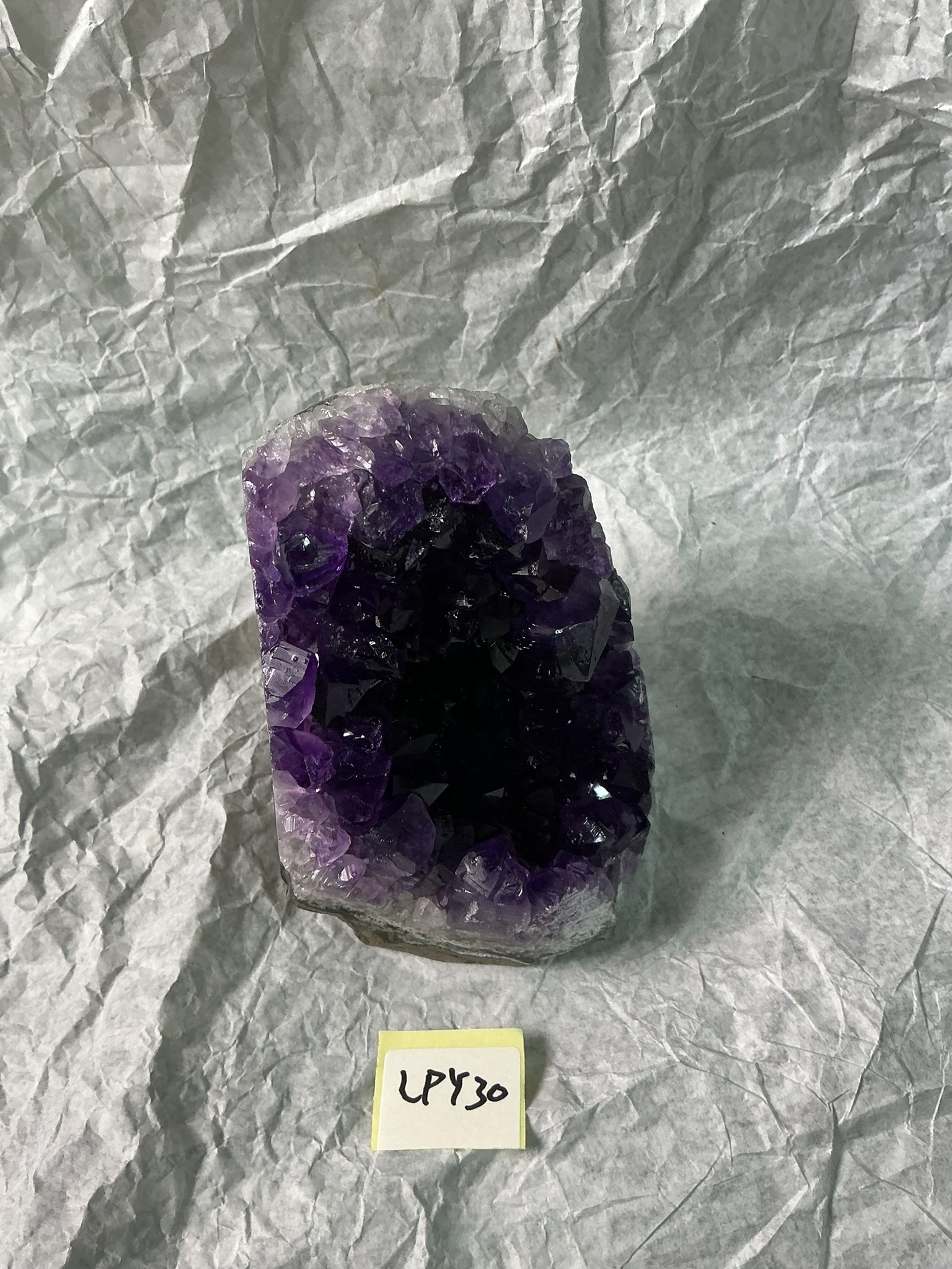 ZB116 LPY30 紫水晶擺件 0.65-0.75kg