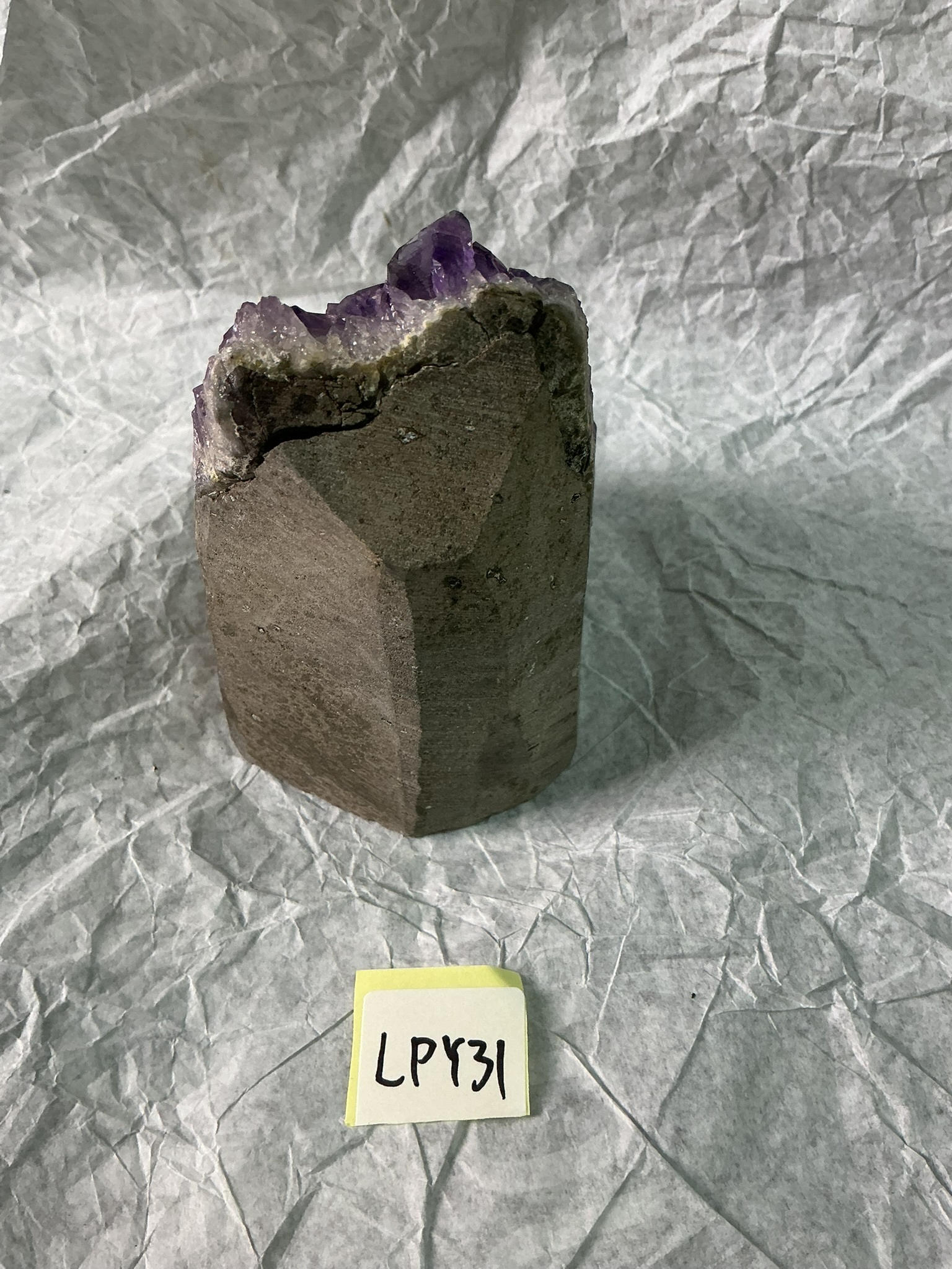 ZB117 LPY31 紫水晶擺件 0.65-0.75kg