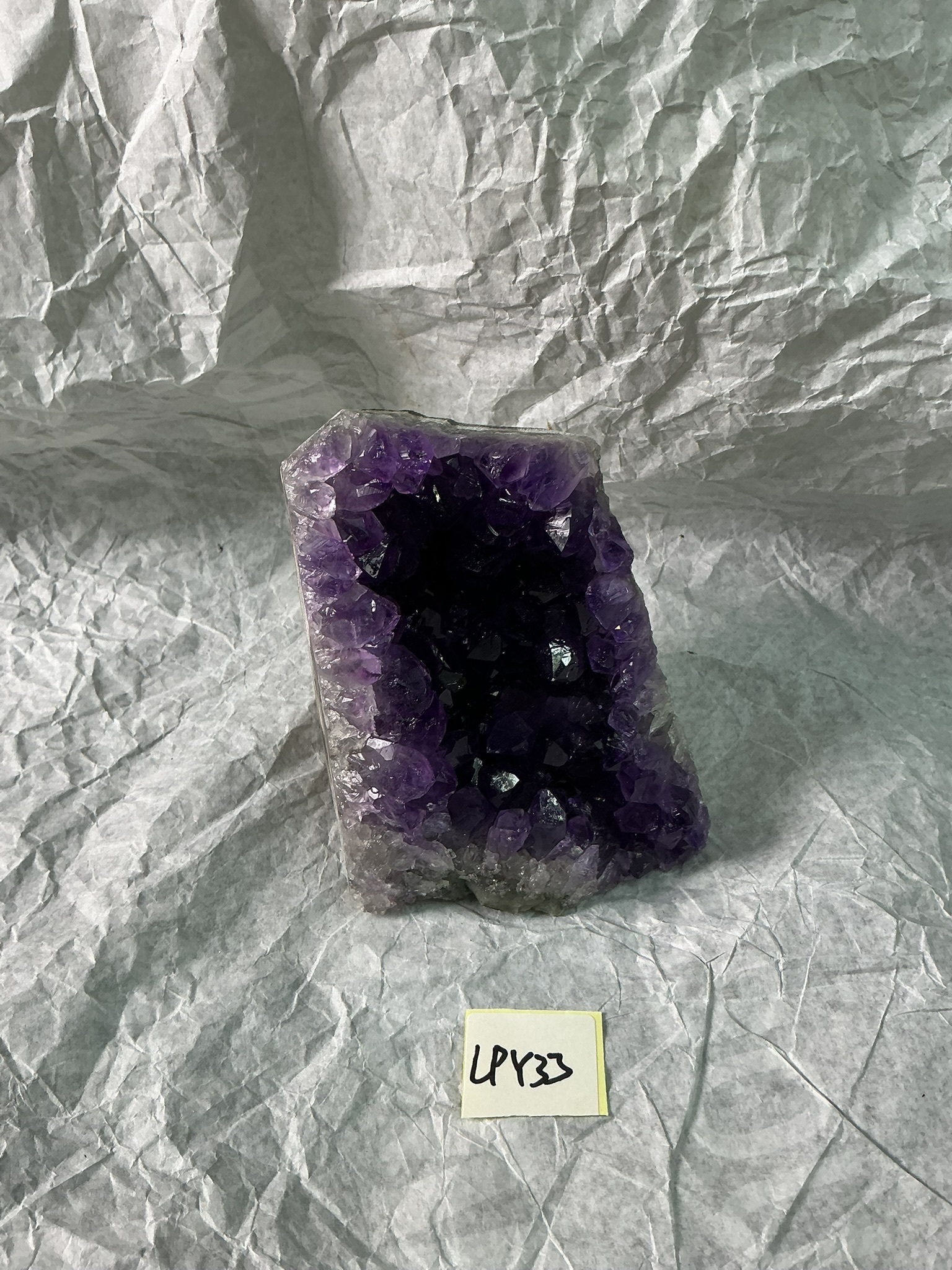 ZB119 LPY33 紫水晶擺件 0.65-0.75kg