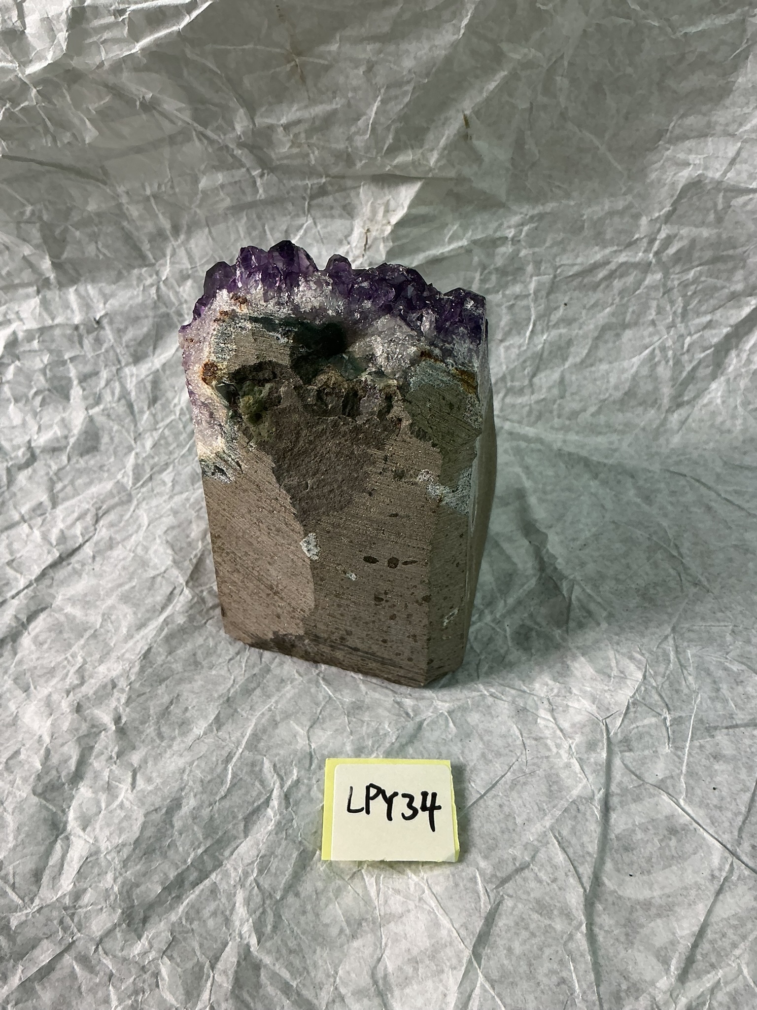 ZB120 LPY34 紫水晶擺件 0.65-0.75kg