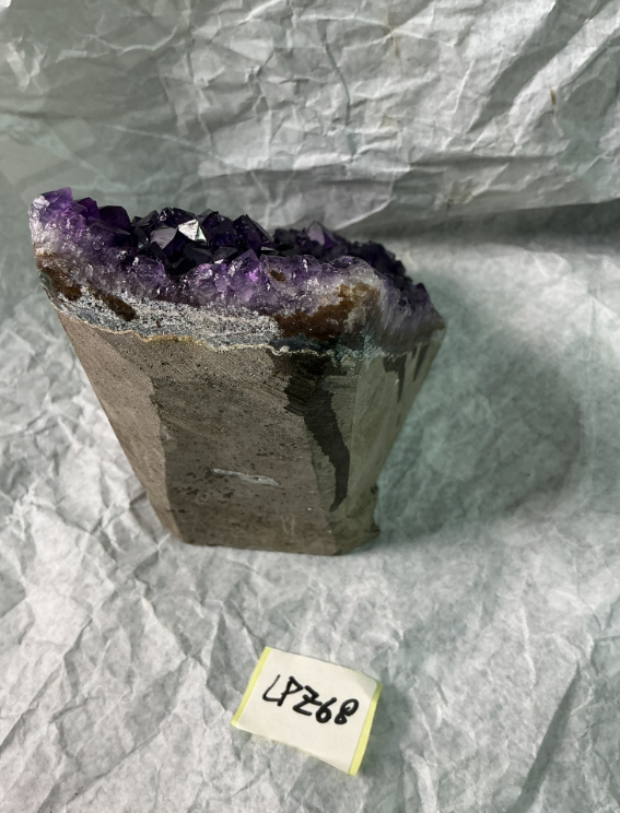 ZB197 LPZ68 紫水晶擺件 0.76-0.9kg