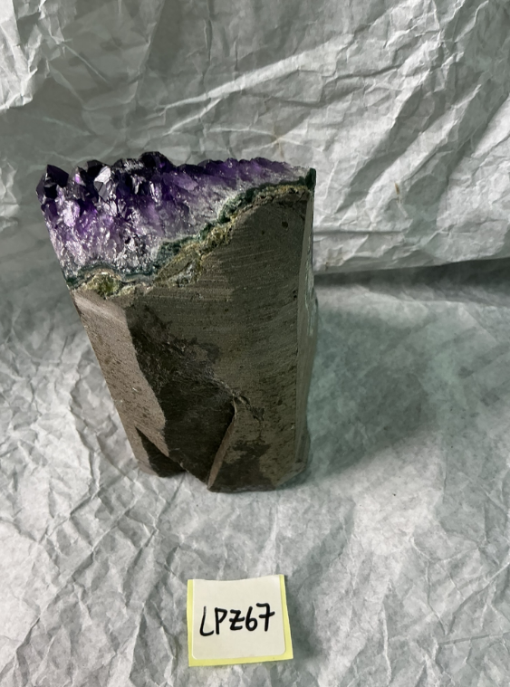 ZB196 LPZ67 紫水晶擺件 0.76-0.9kg