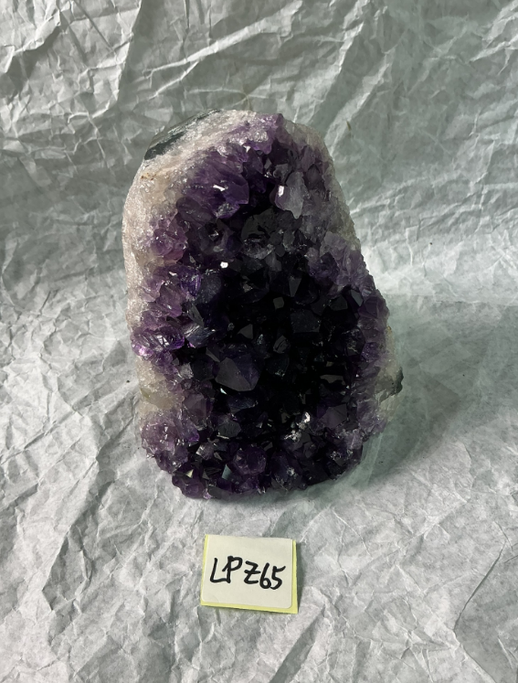 ZB194 LPZ65 紫水晶擺件 0.76-0.9kg
