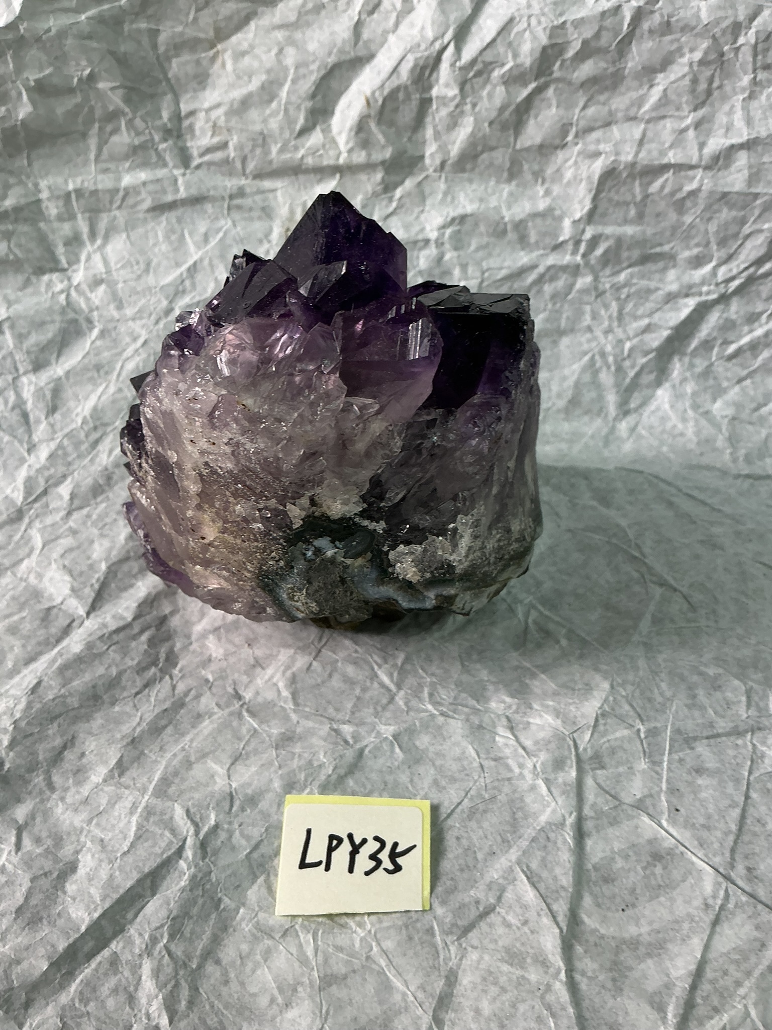 ZB121 LPY35 紫水晶擺件 0.65-0.75kg