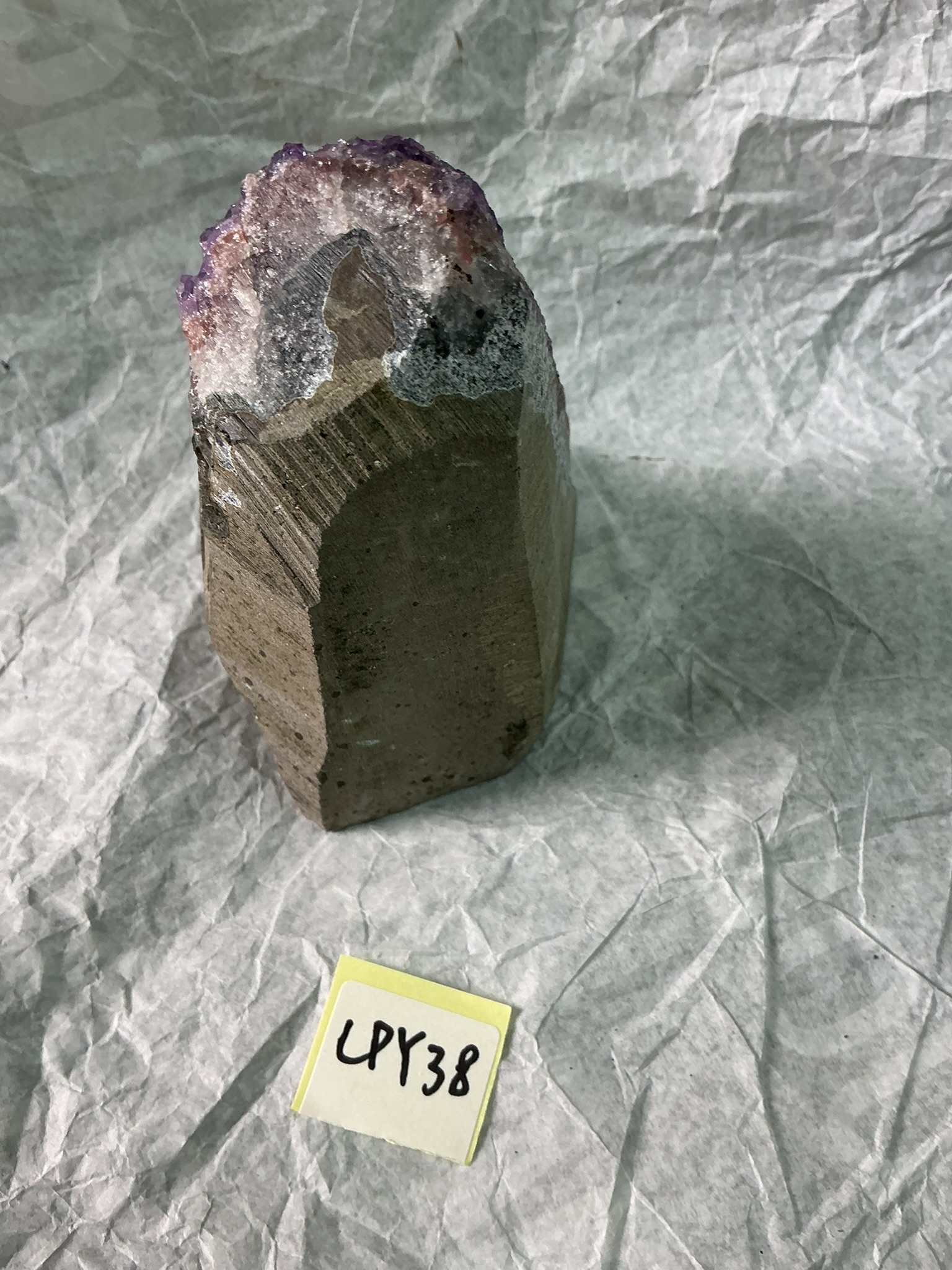 ZB124 LPY38 紫水晶擺件 0.65-0.75kg