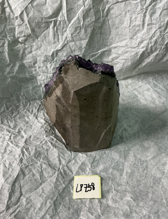 ZB187 LPZ58 紫水晶擺件 0.76-0.9kg