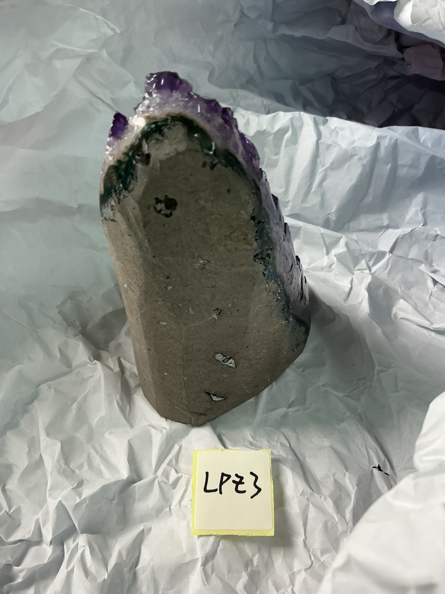 ZB132 LPZ3 紫水晶擺件 0.76-0.9kg