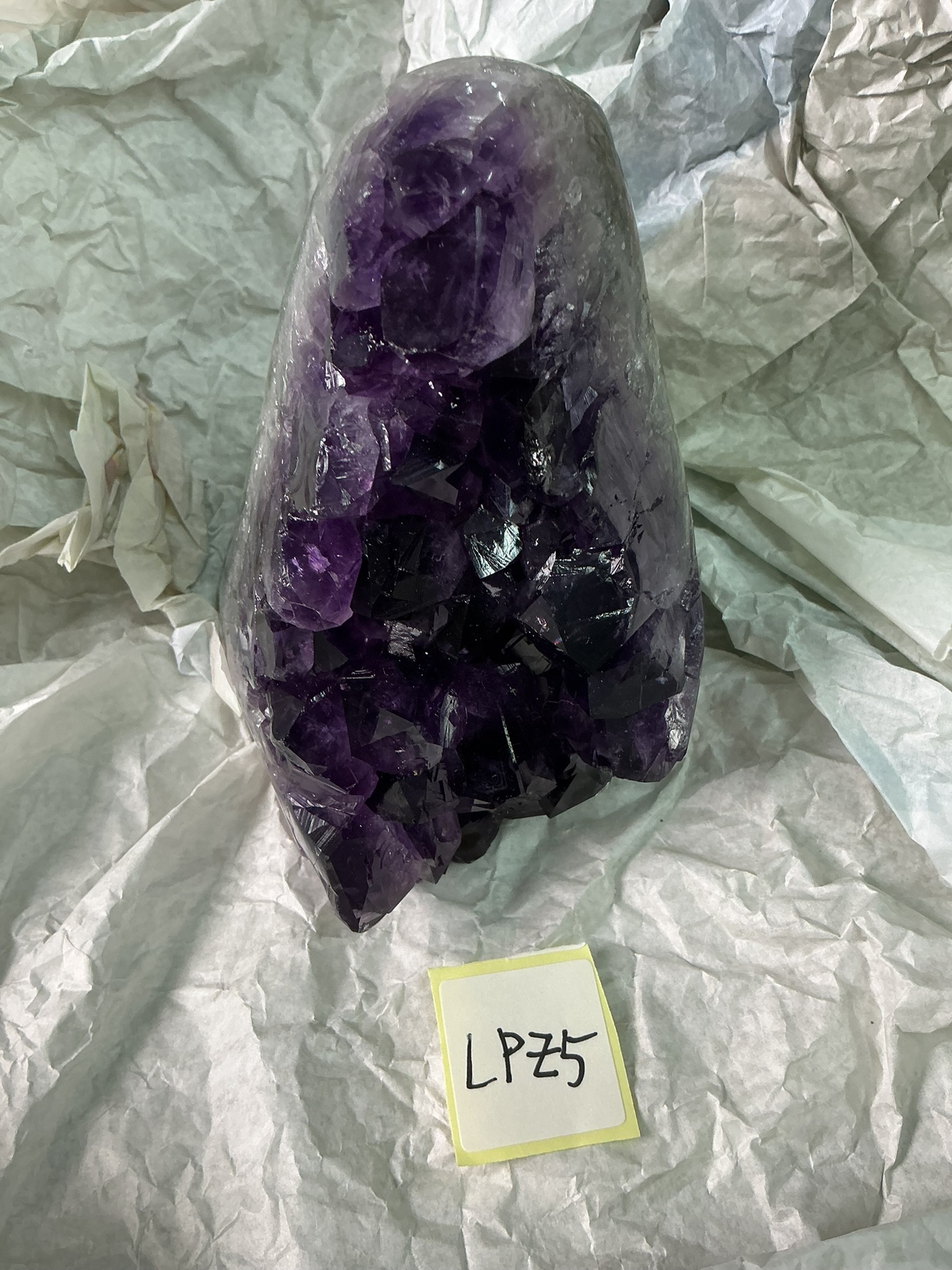 ZB134 LPZ5 紫水晶擺件 0.91-1.1kg