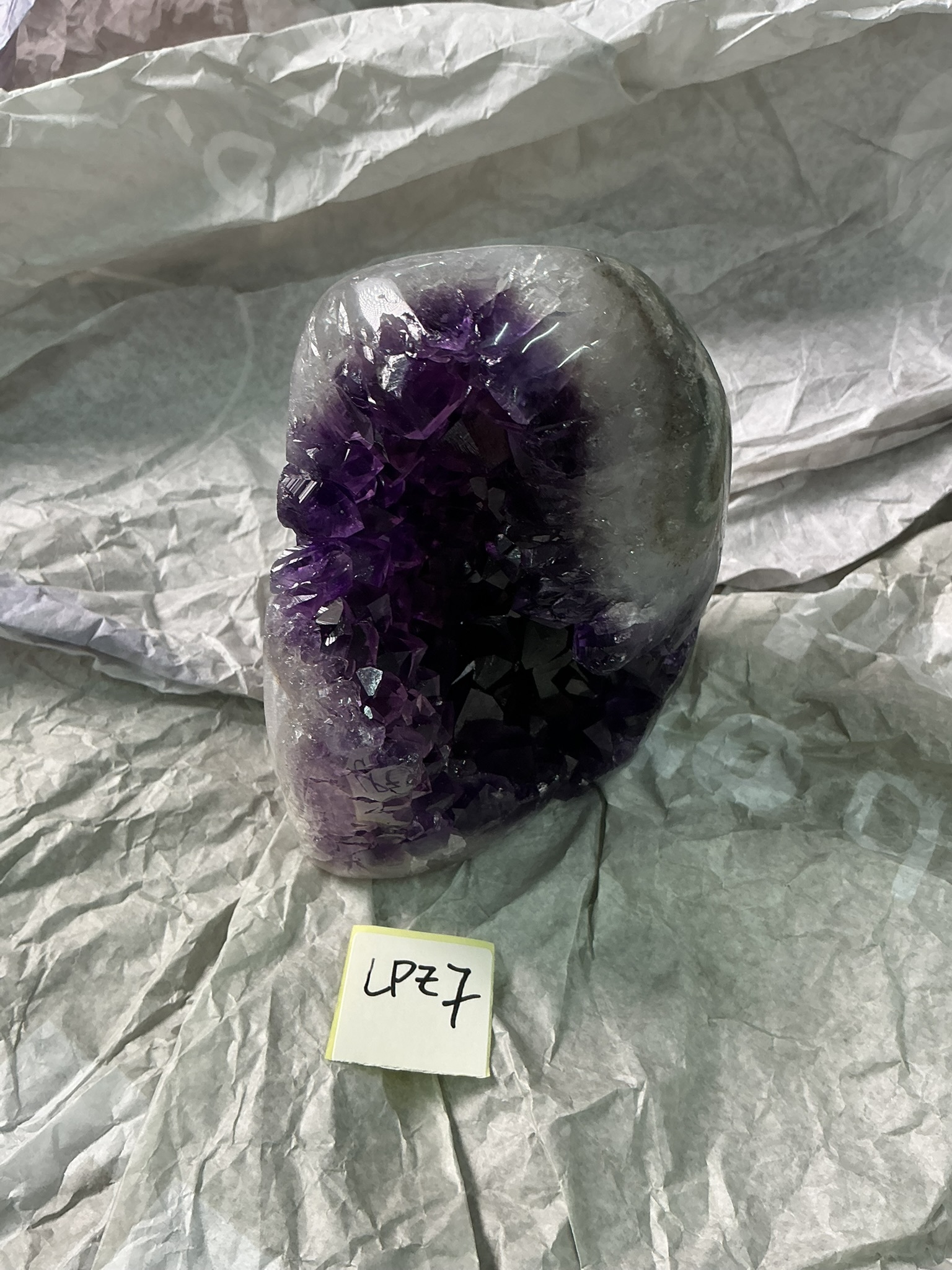 ZB136 LPZ7 紫水晶擺件 0.76-0.9kg