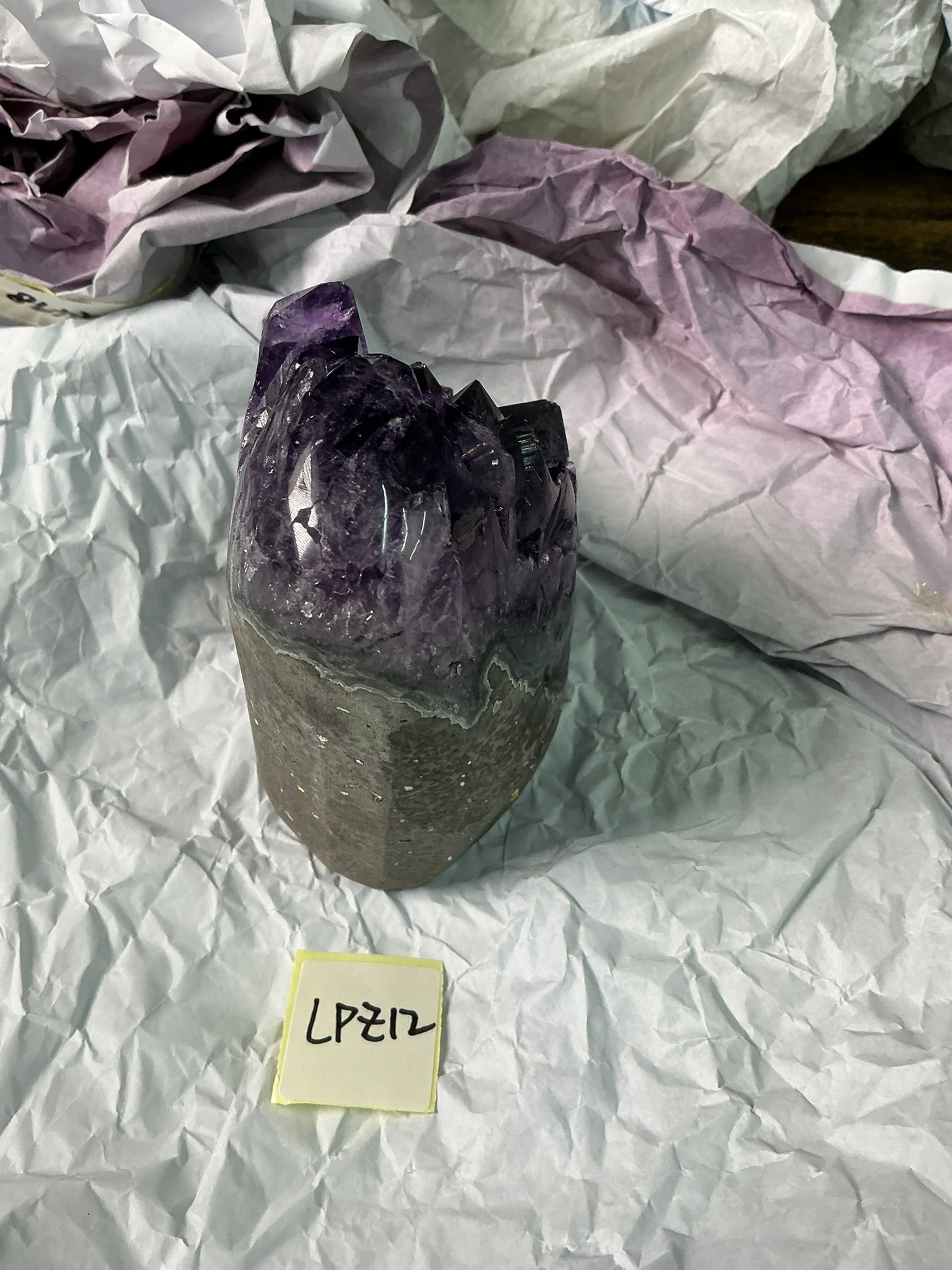 ZB141 LPZ12 紫水晶擺件 0.76-0.9kg