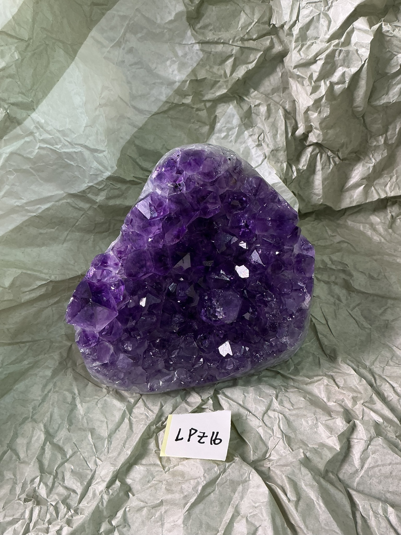 ZB145 LPZ16 紫水晶擺件 0.91-1.1kg