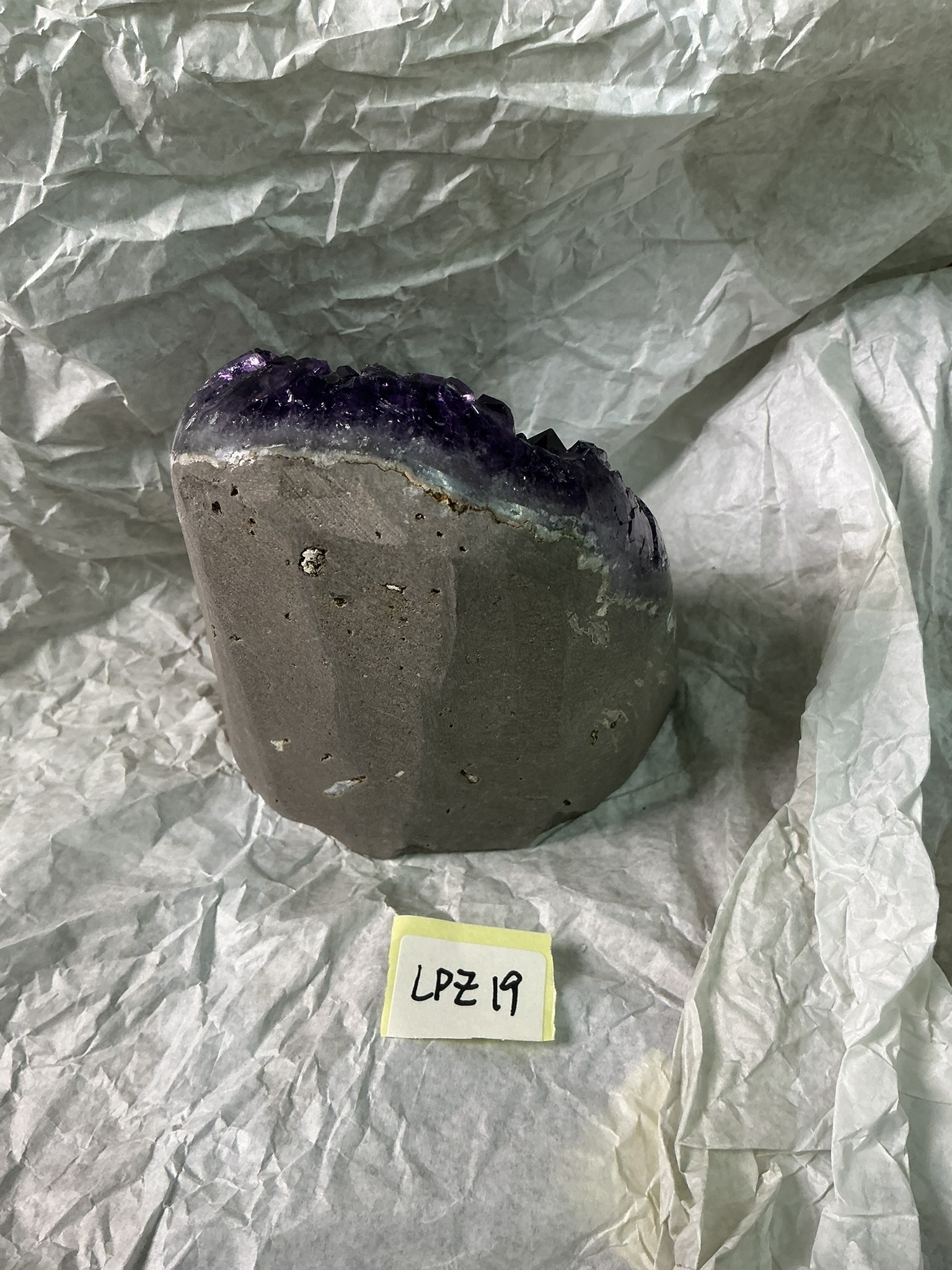 ZB148 LPZ19 紫水晶擺件 0.76-0.9kg