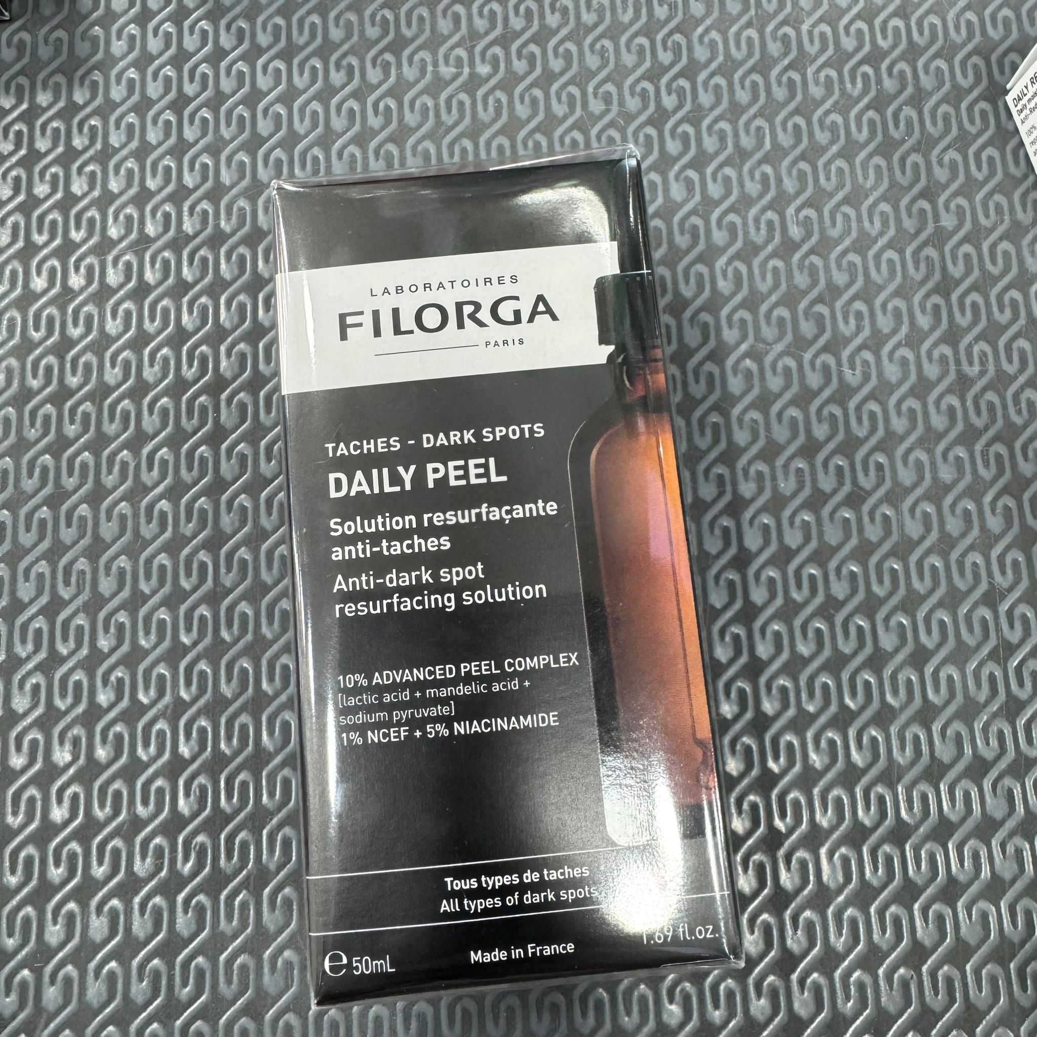 FRA-LLG0429-947 LABORATOIRE GFILORGANIS RIDES – 消除皺紋的日常去角質 (A18)