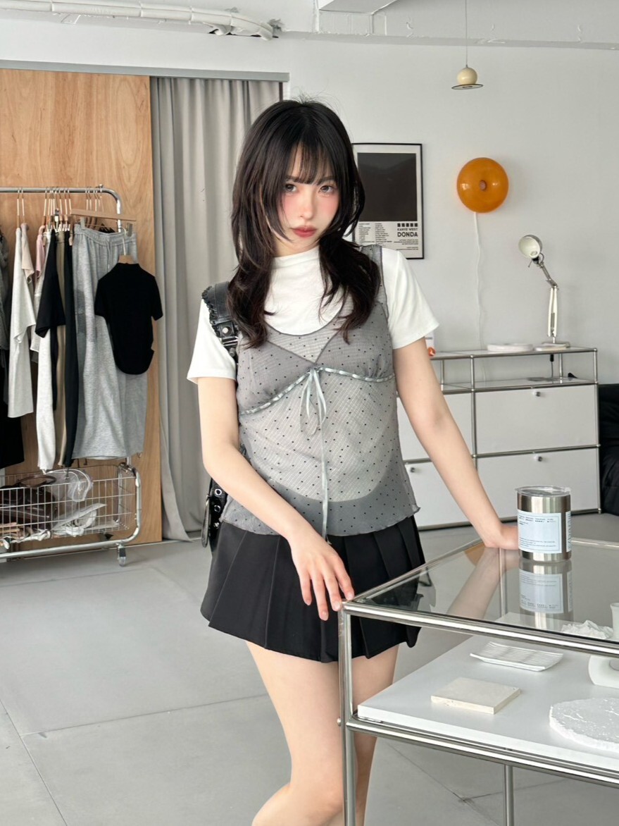 赫本小姐 三角透膚點點薄紗背心