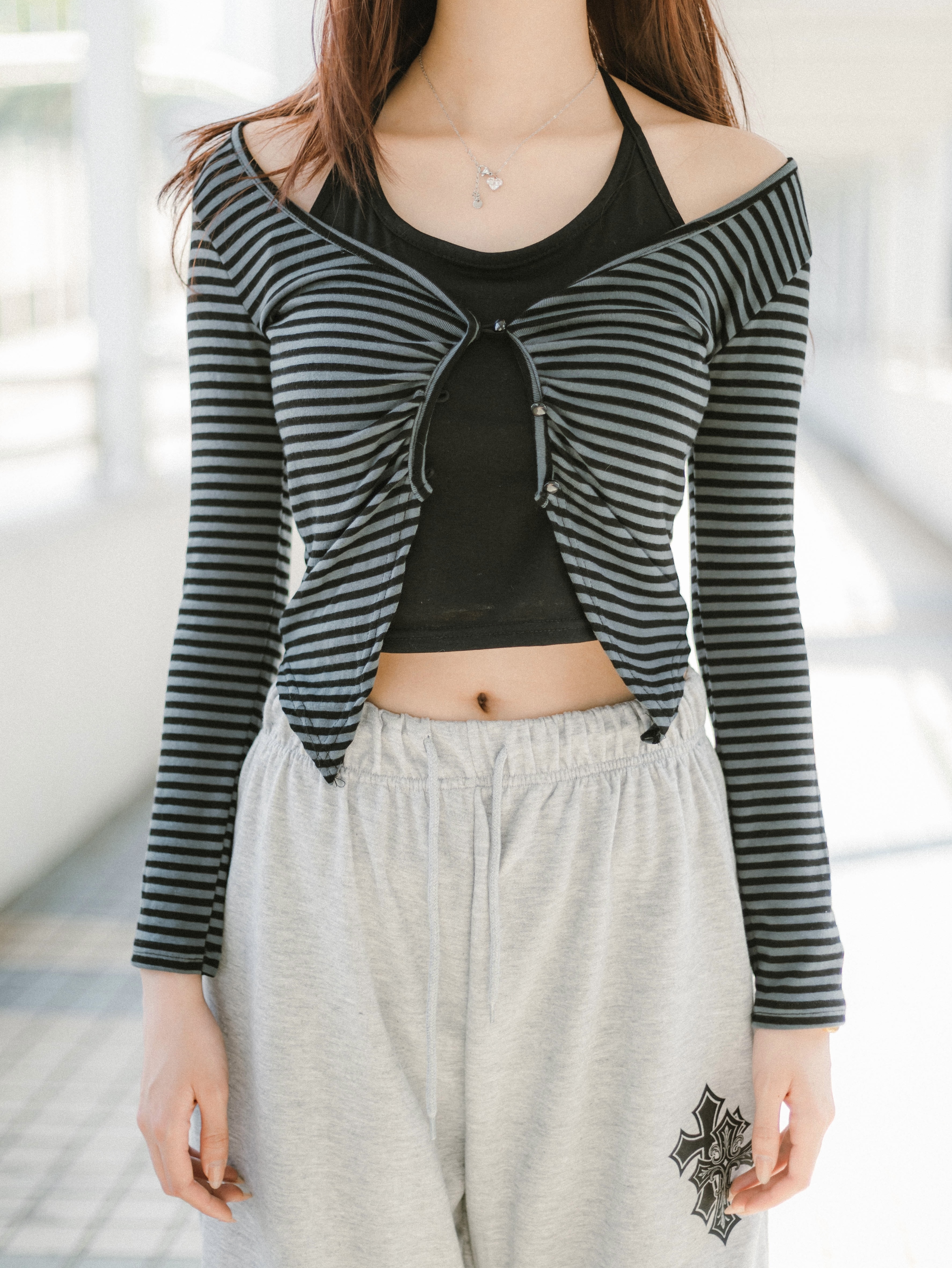 間條垂感假兩件掛頸長袖Top