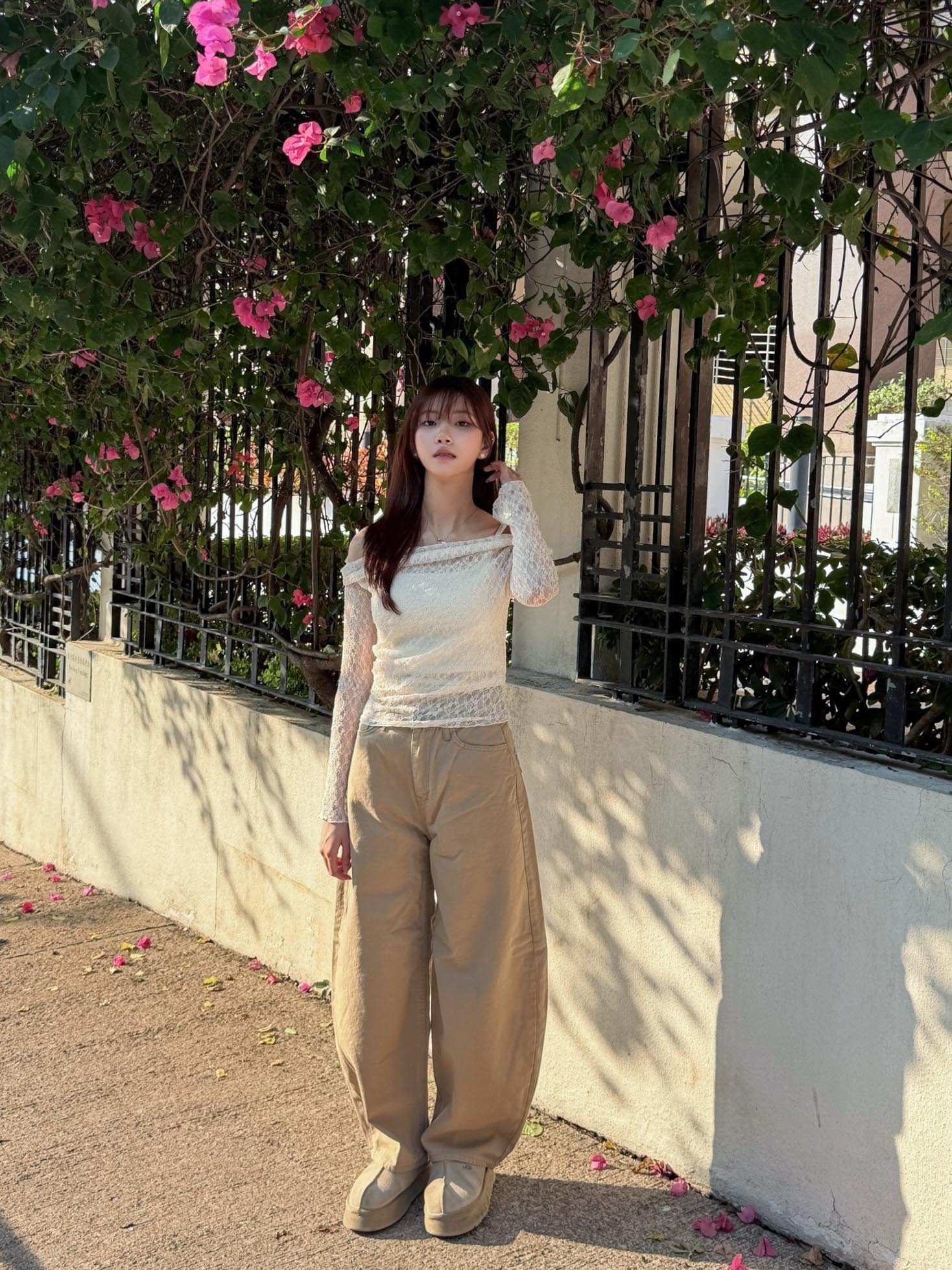 【網站限時優惠】格紋口袋彎刀褲