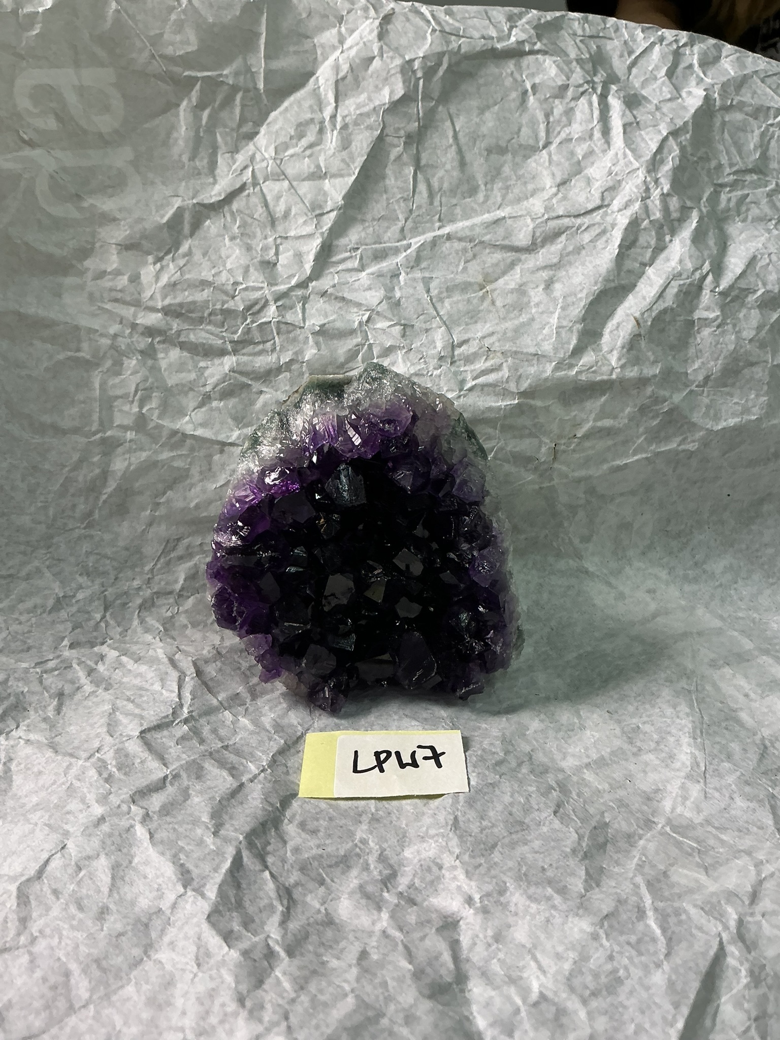 ZB024 LPW7 紫水晶擺件 0.3-0.45kg