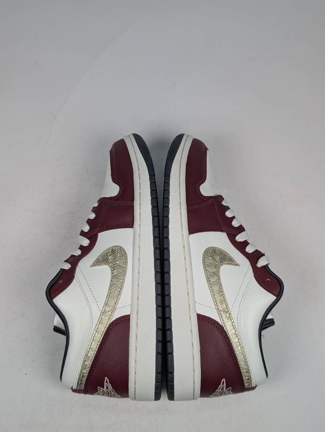 微瑕疵-缺配件 FJ5735-100 W10 Air Jordan 1 SE "Chinese New Year" W 2024 龍年 紅白 女鞋 男女段