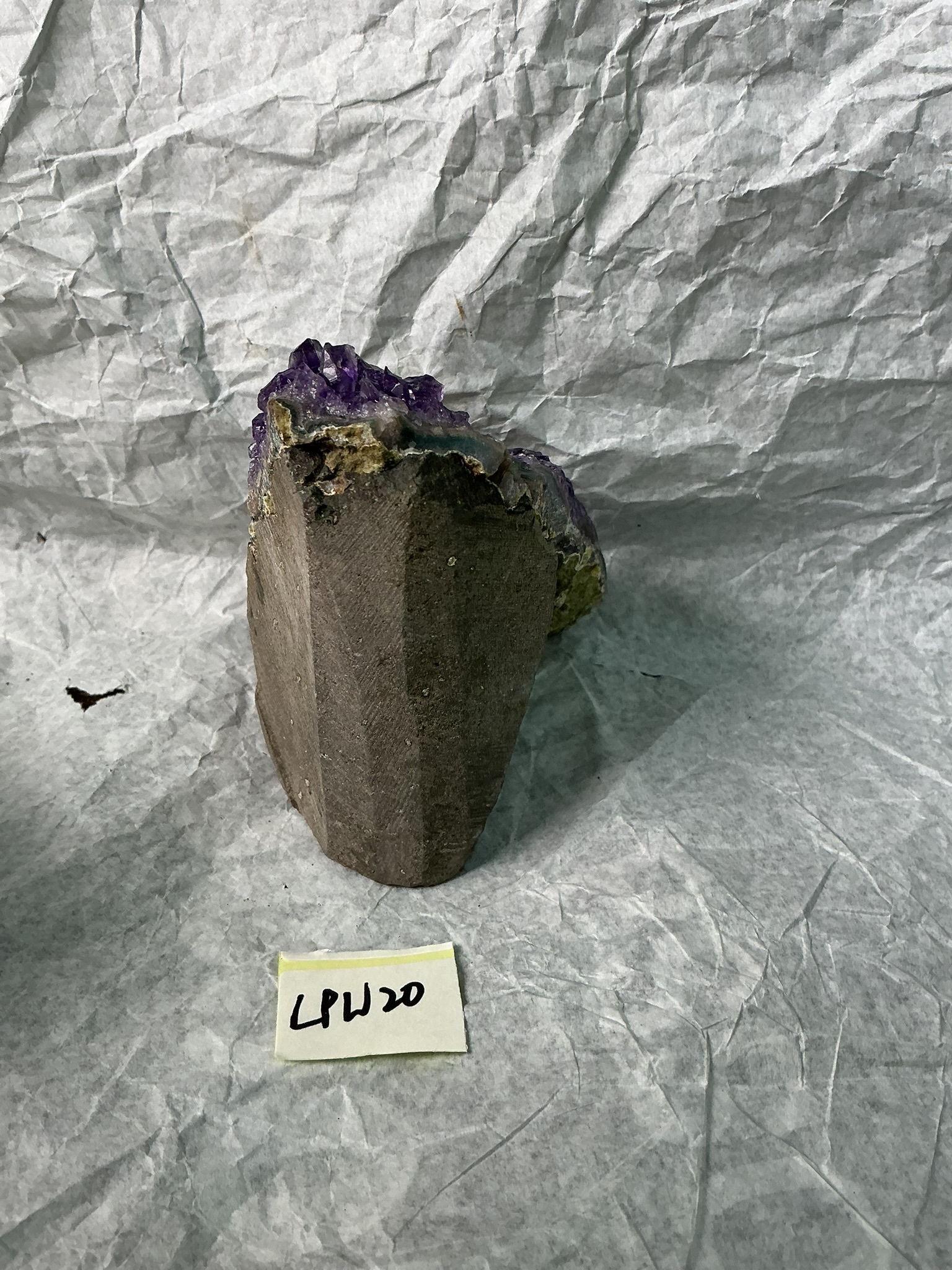 ZB037 LPW20 紫水晶擺件 0.3-0.45kg