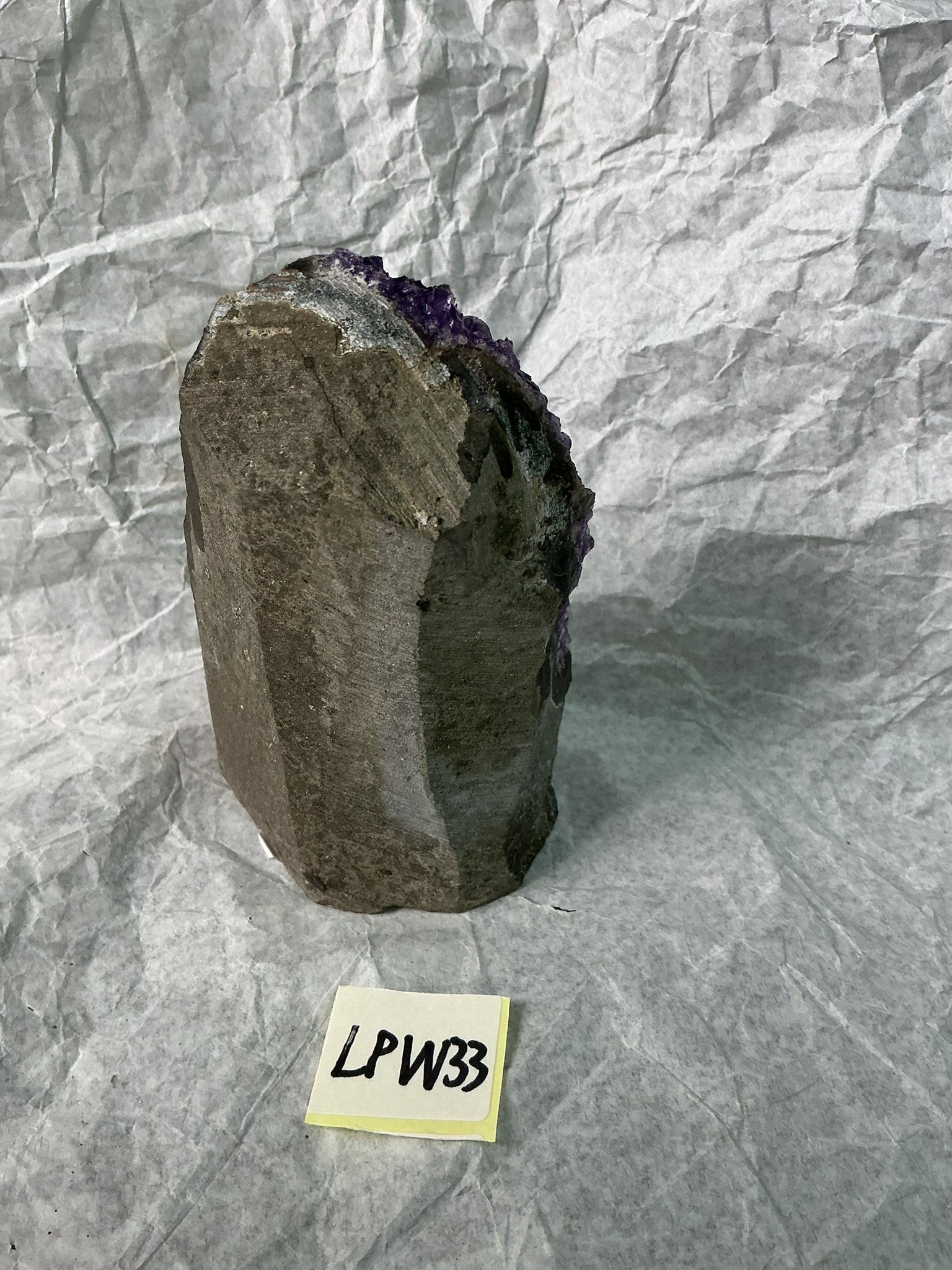 ZB050 LPW33 紫水晶擺件 0.3-0.45kg