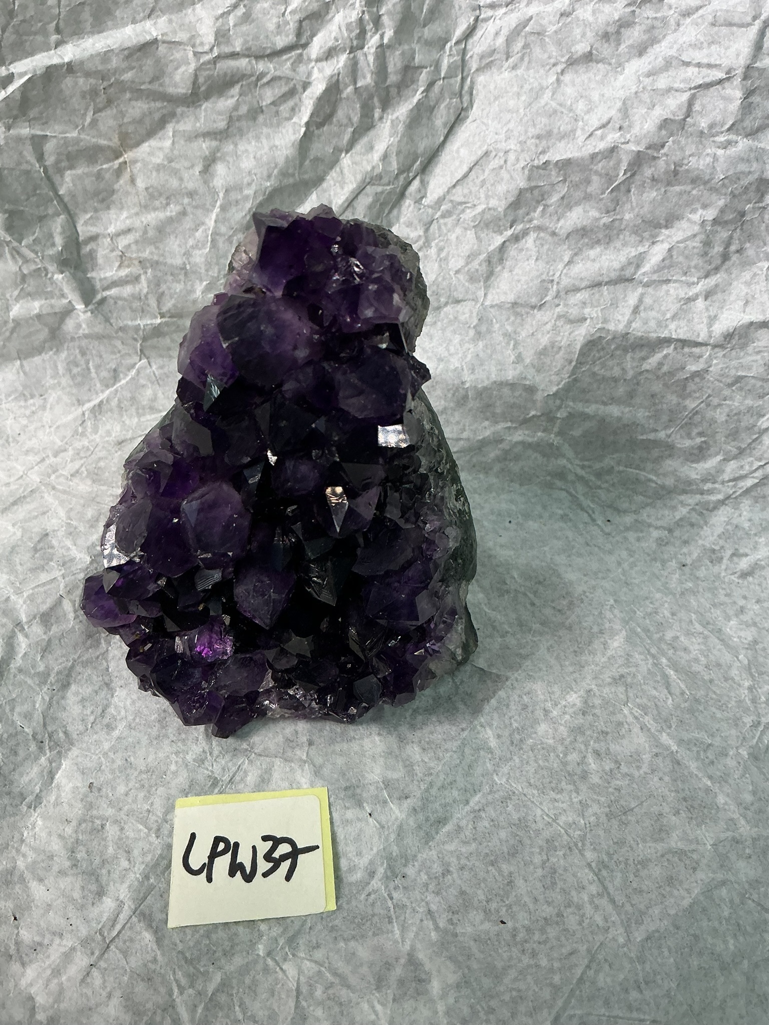 ZB054 LPW37 紫水晶擺件 0.3-0.45kg