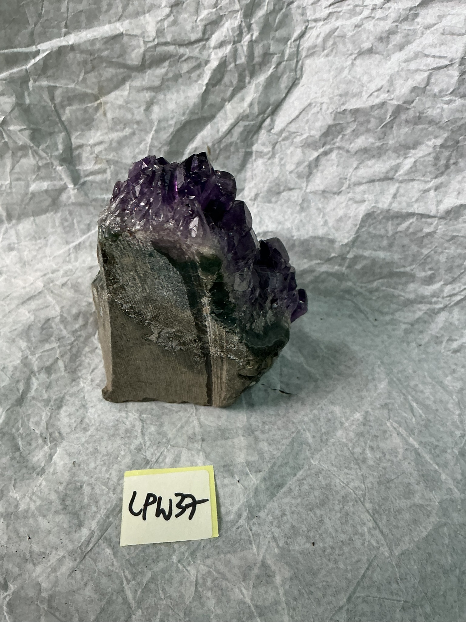 ZB054 LPW37 紫水晶擺件 0.3-0.45kg