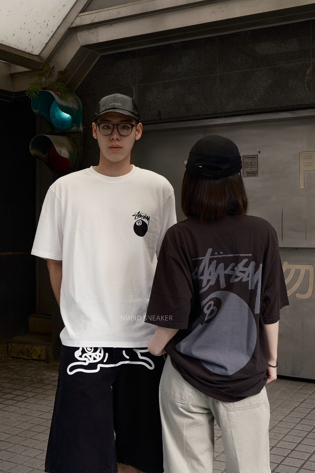 <快速出貨> Stussy 8 BALL 經典8號球 短袖 黑色/白色