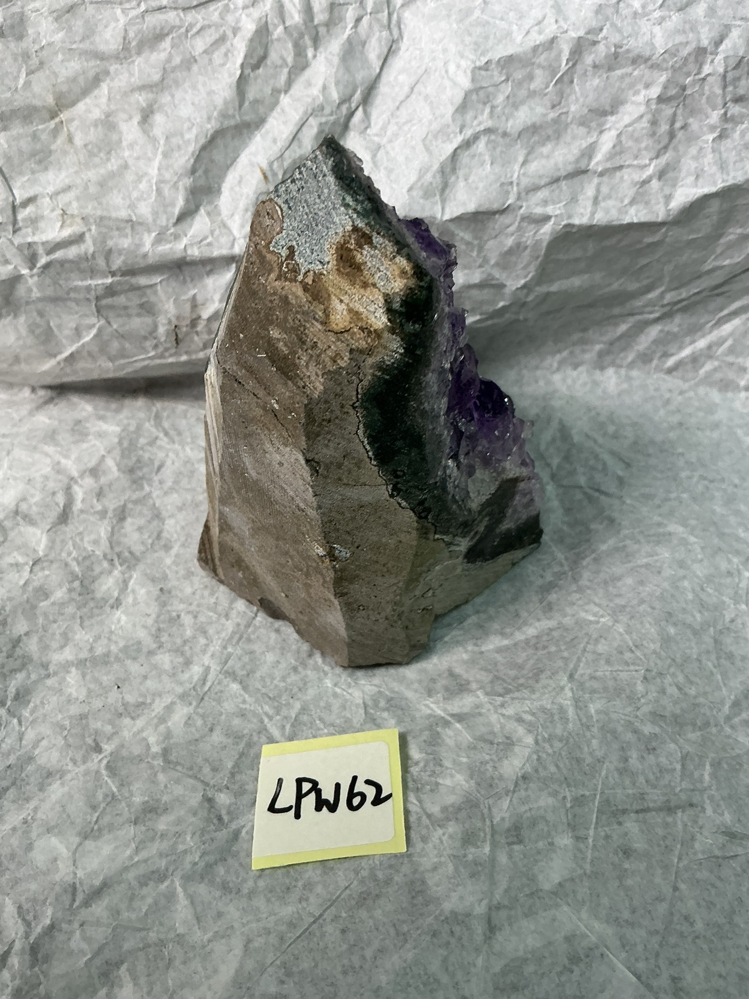 ZB079 LPW62 紫水晶擺件 0.3-0.45kg