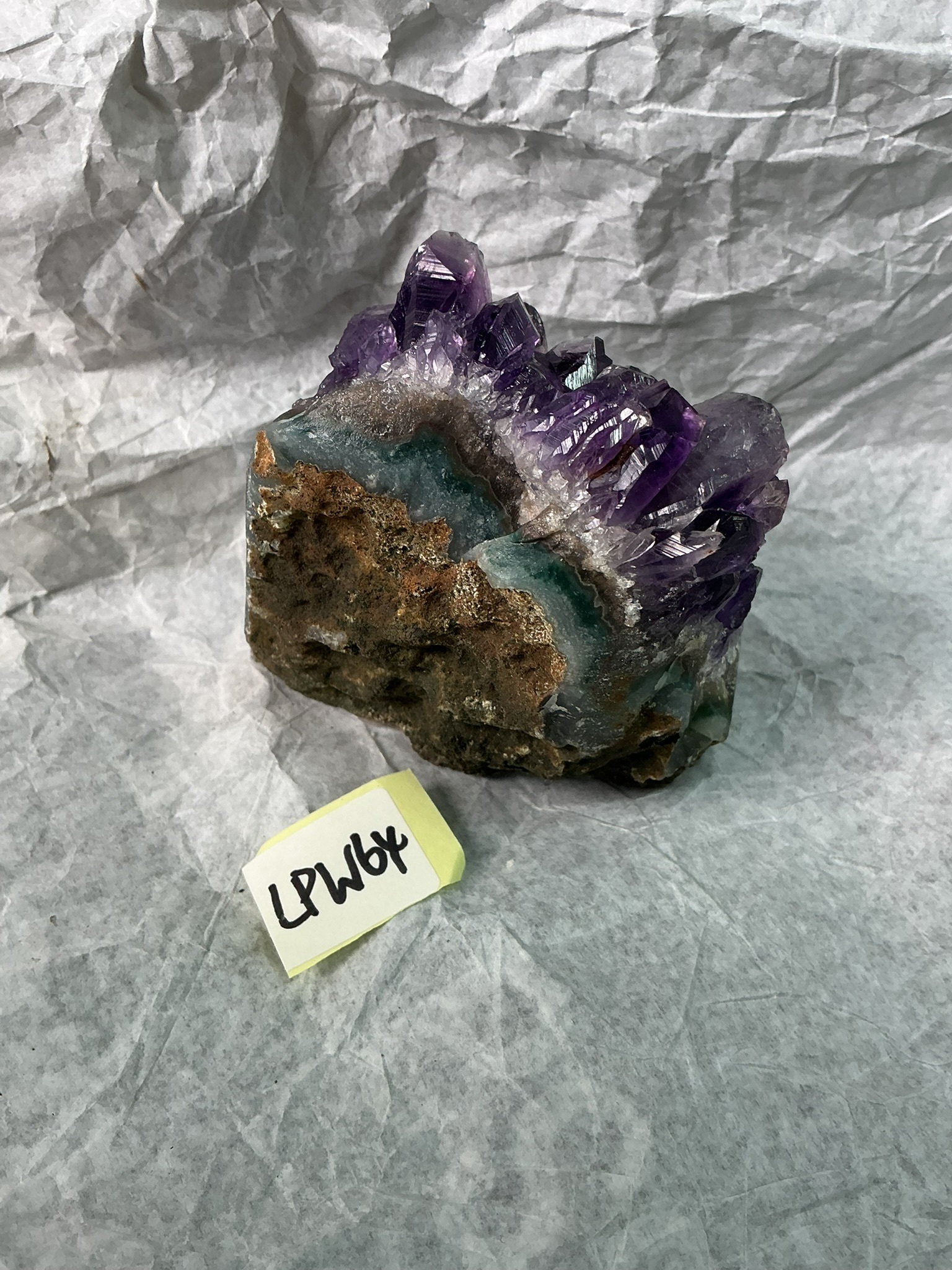 ZB081 LPW64 紫水晶擺件 0.3-0.45kg