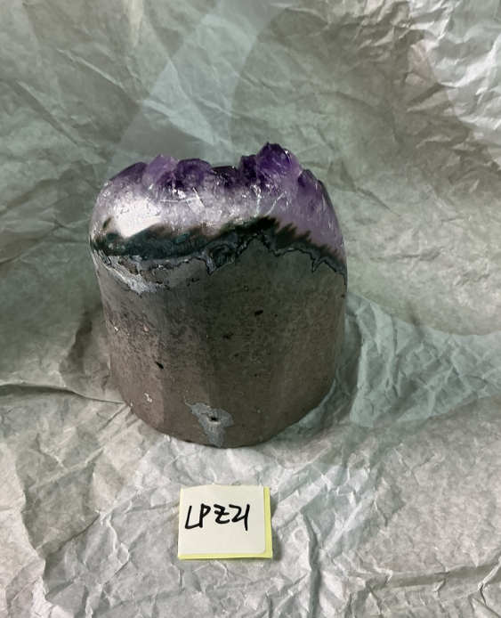 ZB150 LPZ21 紫水晶擺件 0.76-0.9kg