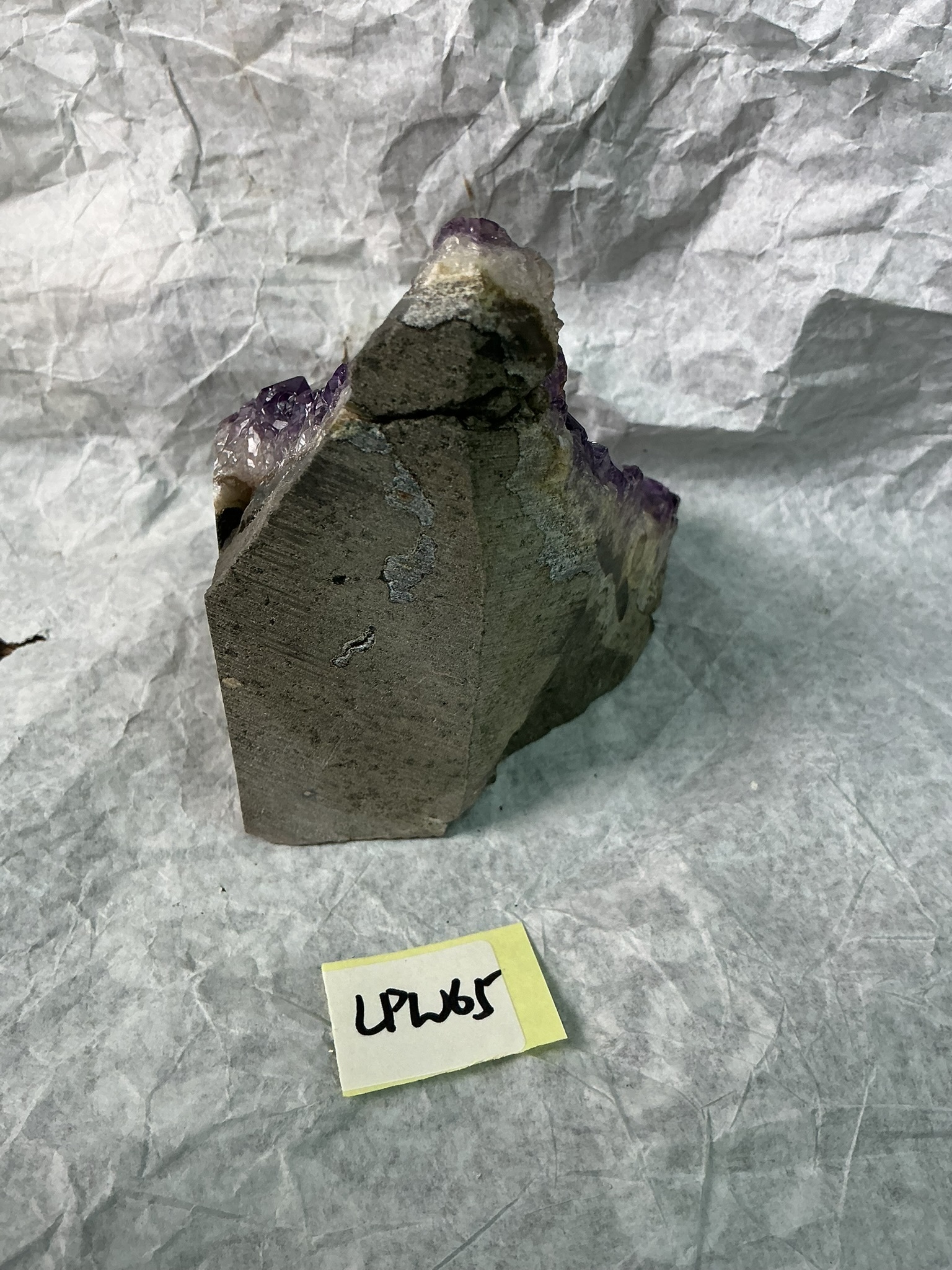 ZB082 LPW65 紫水晶擺件 0.3-0.45kg