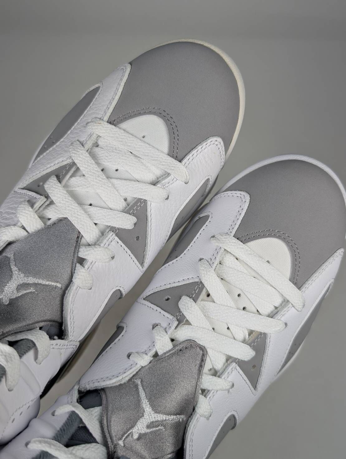微瑕疵-左右腳中底鞋底泛黃鞋面鞋帶色差 CT8529-100 M8 Air Jordan 6 “ Cool Grey ” 酷灰 男款