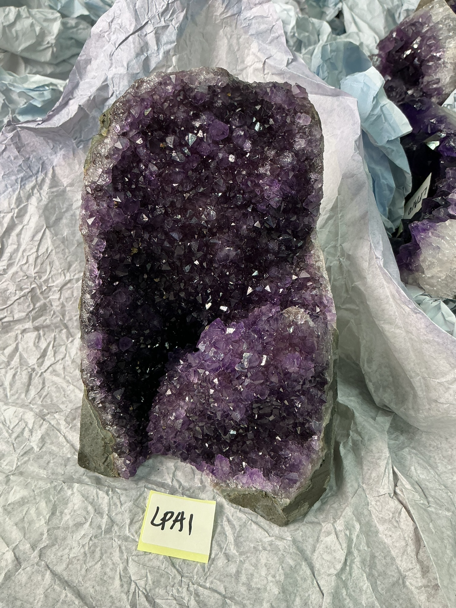 ZB198 LPA1 紫水晶擺件 1-2kg