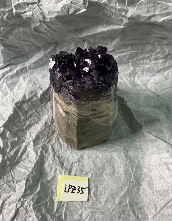 ZB164 LPZ35 紫水晶擺件 0.76-0.9kg