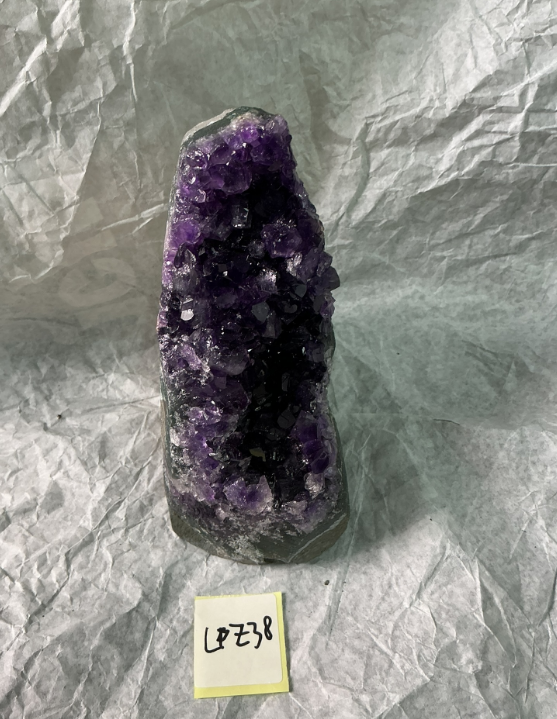 ZB167 LPZ38 紫水晶擺件 0.76-0.9kg