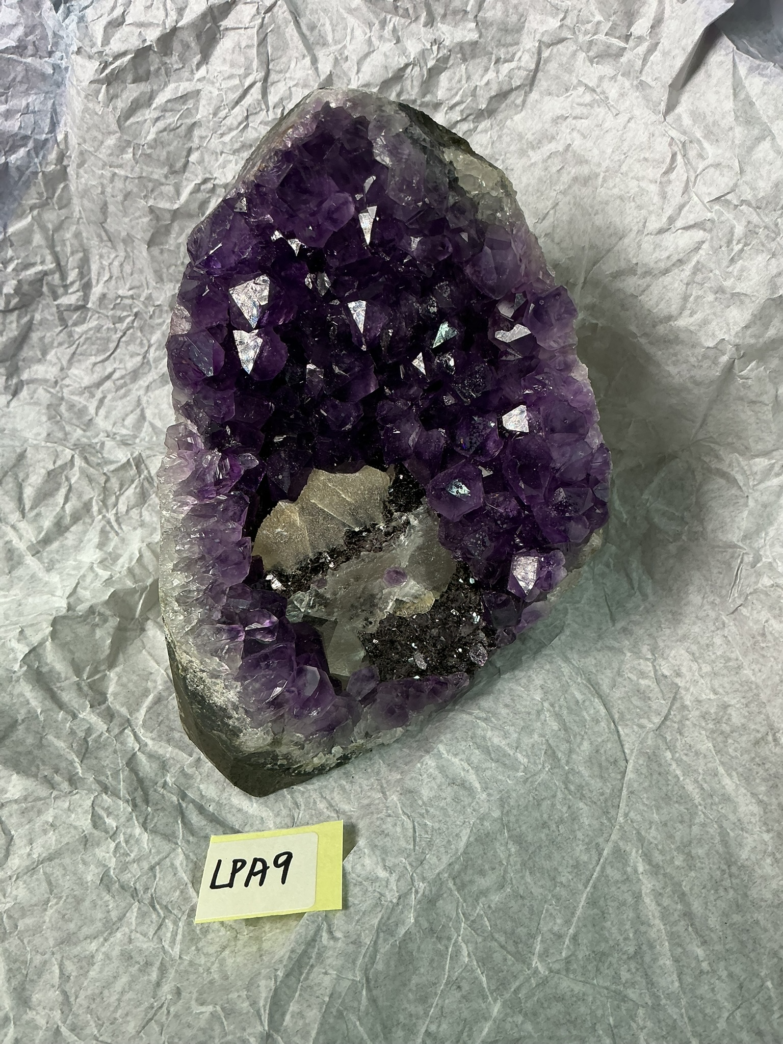 ZB206 LPA9 紫水晶擺件 1-2kg