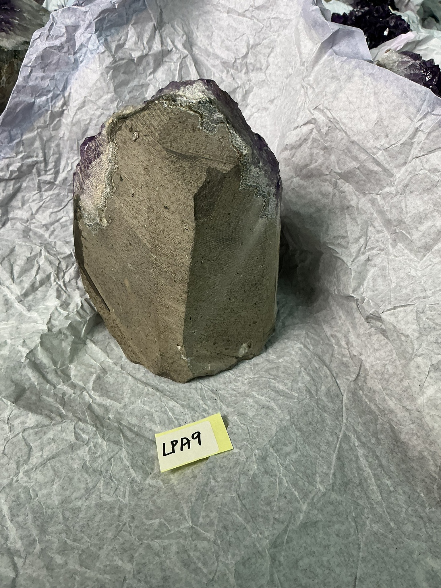 ZB206 LPA9 紫水晶擺件 1-2kg