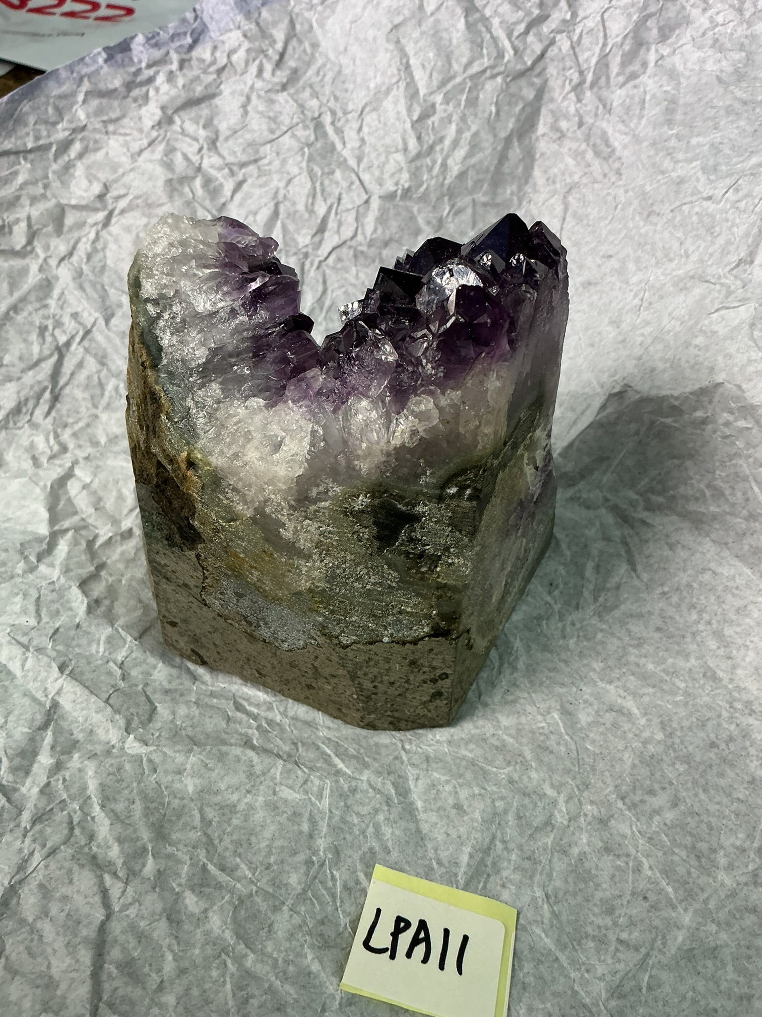 ZB208 LPA11 紫水晶擺件 1-2kg