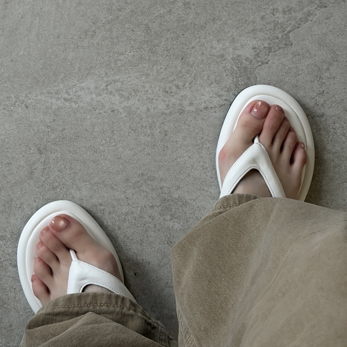 韓國Q底皮革夾腳拖