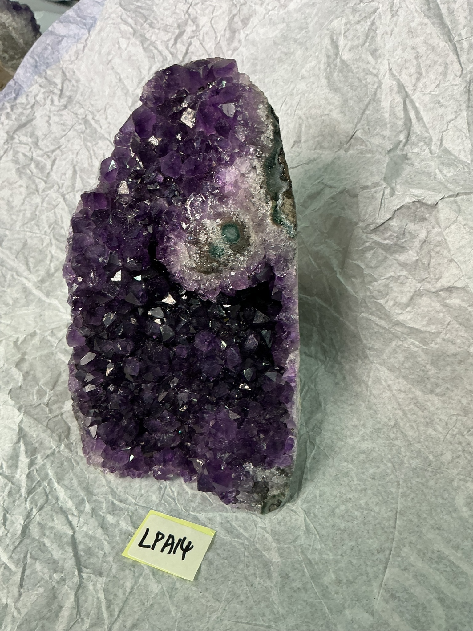 ZB211 LPA14 紫水晶擺件 1-2kg