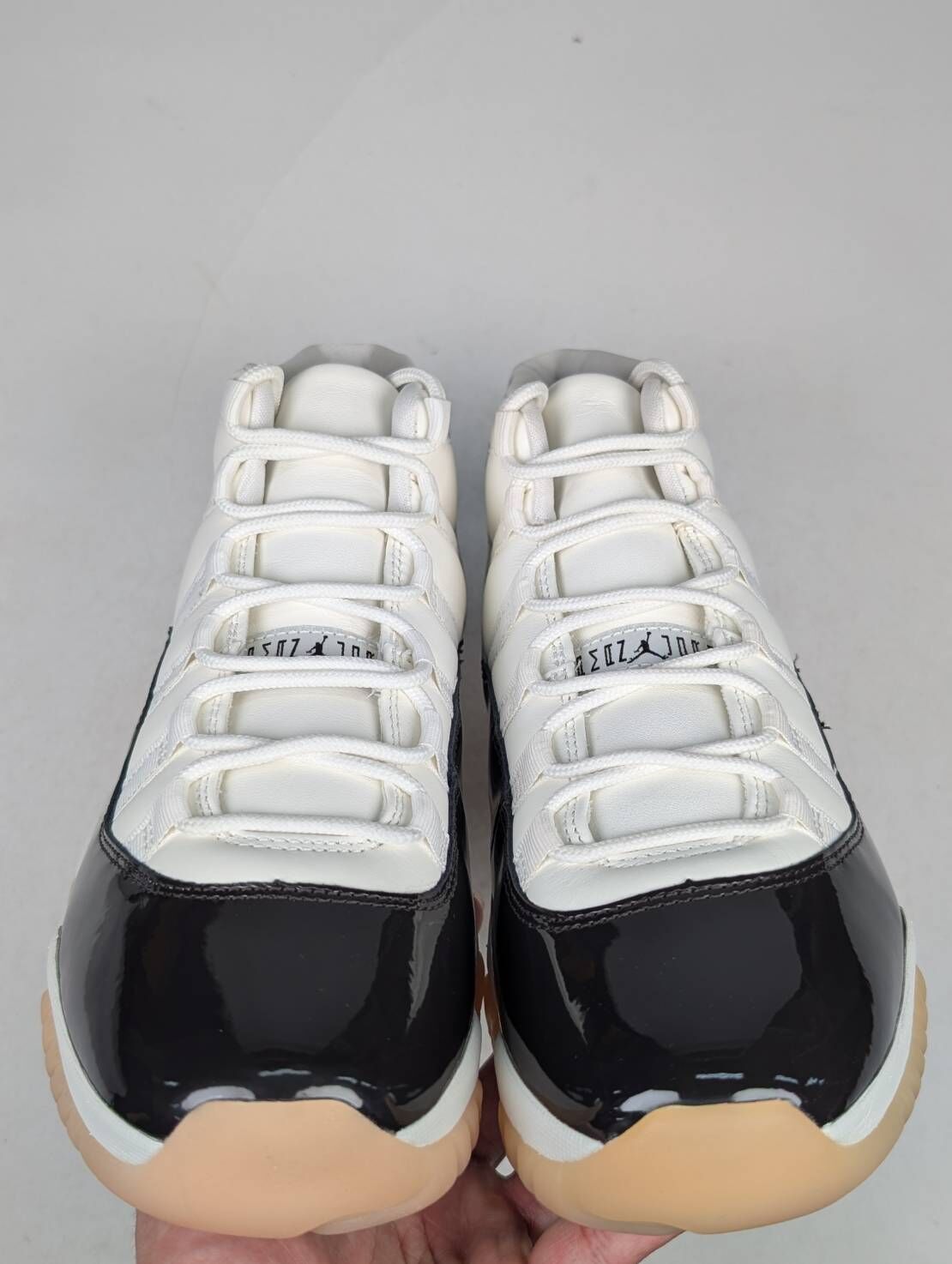 微瑕疵-左右腳中底鞋底明顯色差 AR0715-101 W9 Air Jordan 11 WMNS "Neapolitan" 黑白 粉底 女鞋 男女段