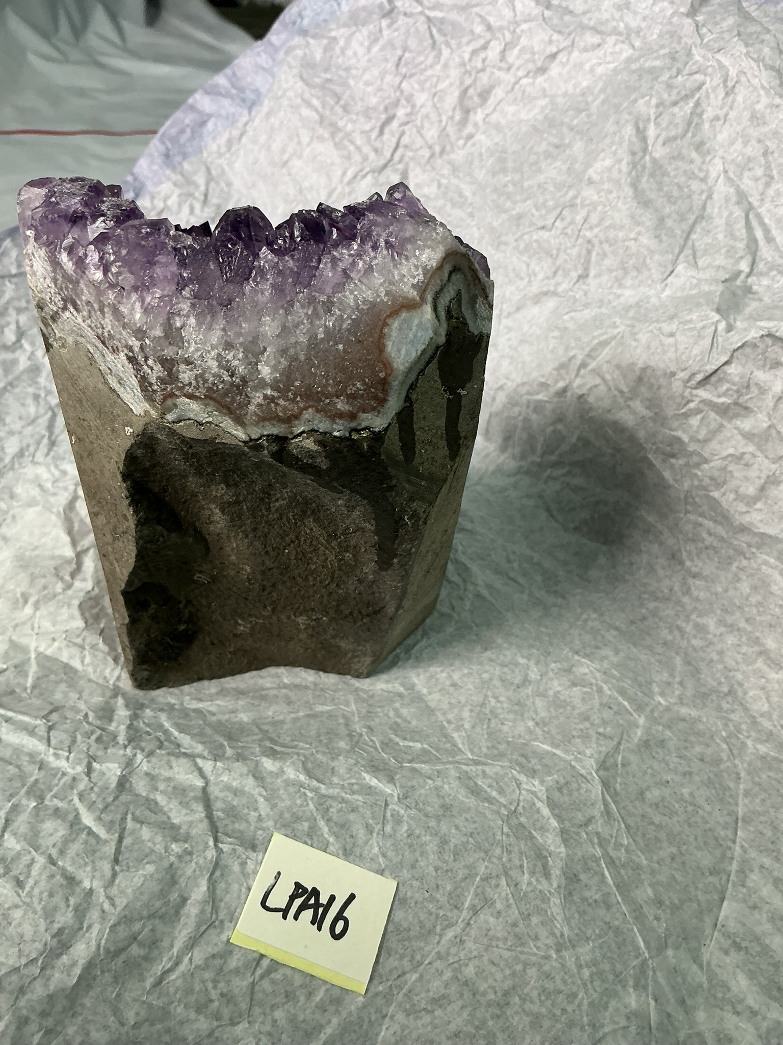 ZB213 LPA16 紫水晶擺件 1-2kg