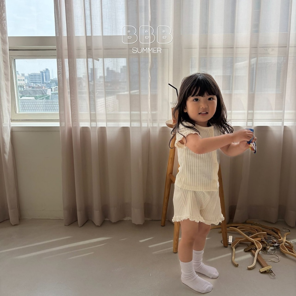 正韓夏bella_bambina 沈穩系捲捲外套花邊短褲套裝