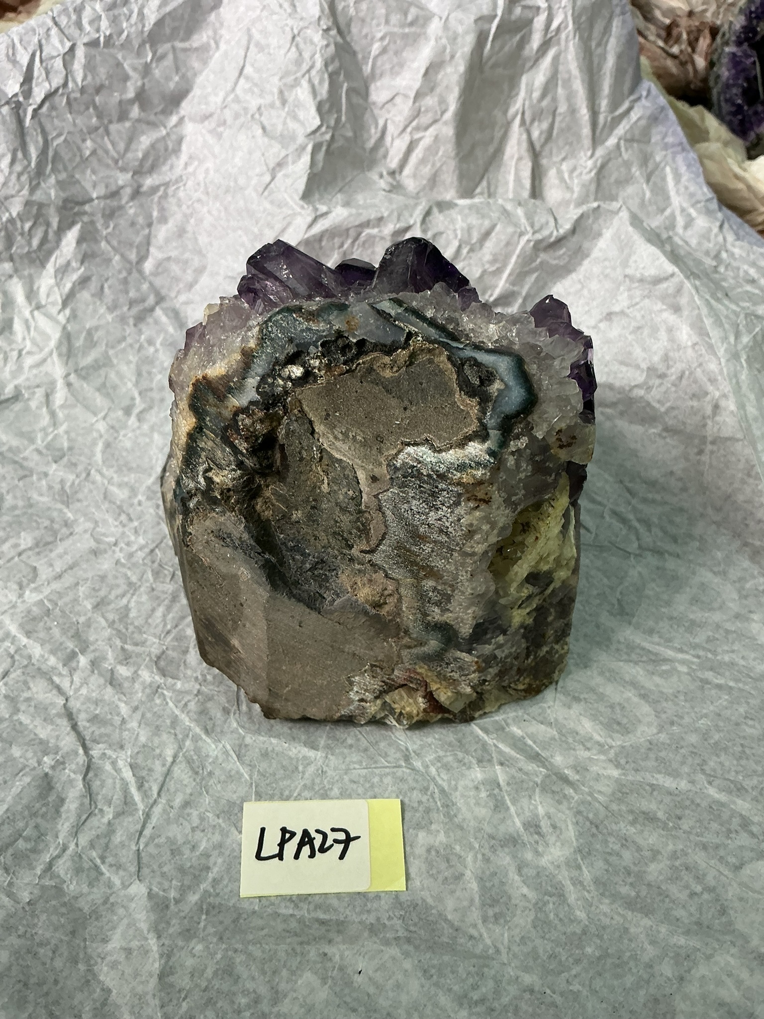 ZB224 LPA27 紫水晶擺件 1-2kg