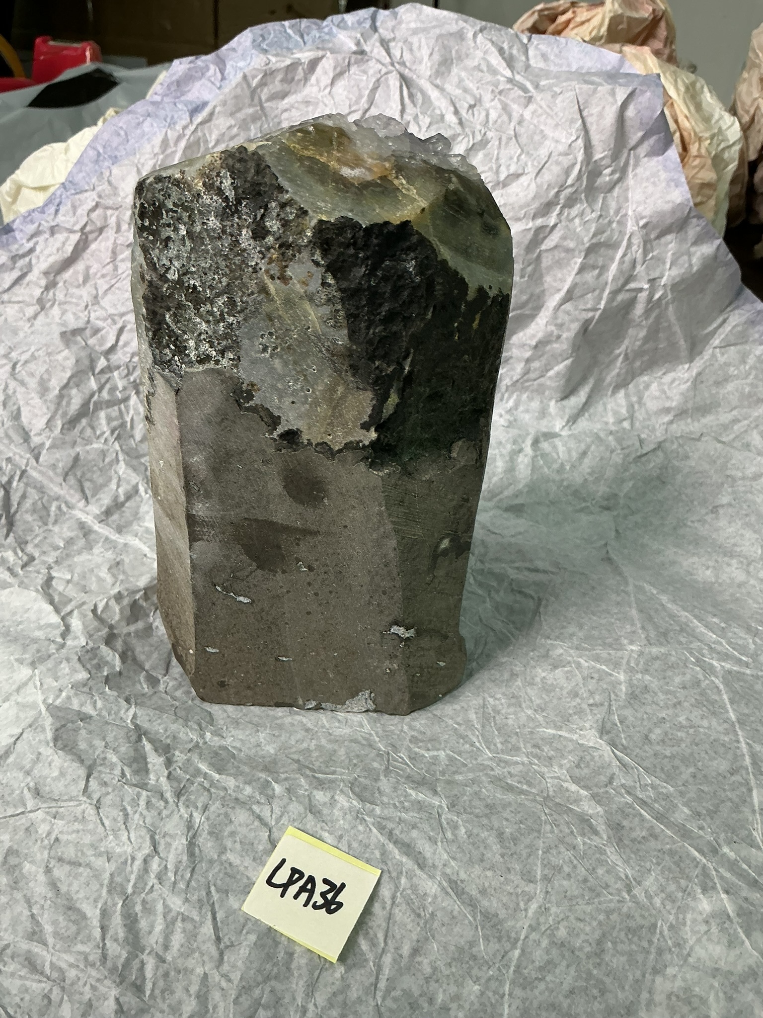 ZB233 LPA36 紫水晶擺件 1.51-2kg