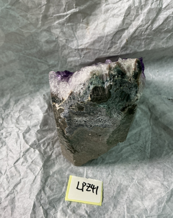 ZB170 LPZ41 紫水晶擺件 0.76-0.9kg