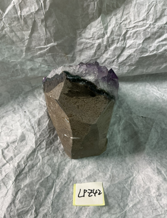 ZB171 LPZ42 紫水晶擺件 0.91-1.1kg