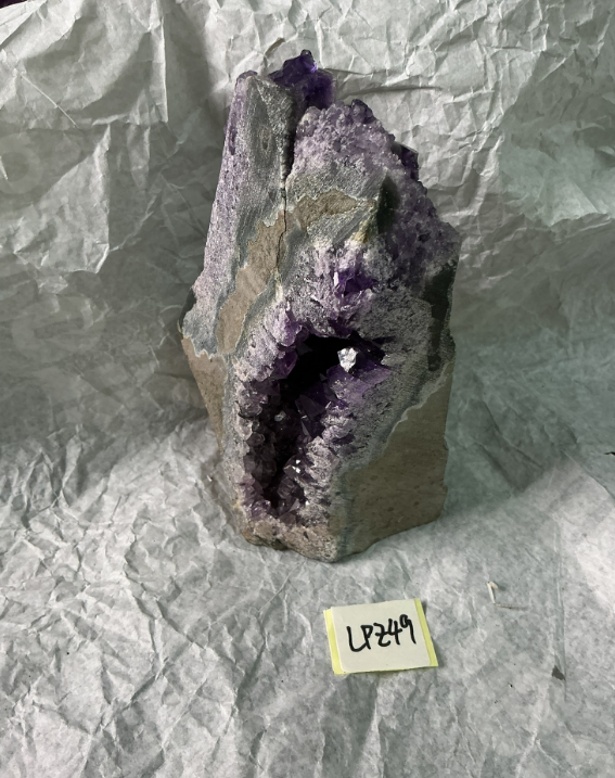 ZB177 LPZ48 紫水晶擺件 0.76-0.9kg