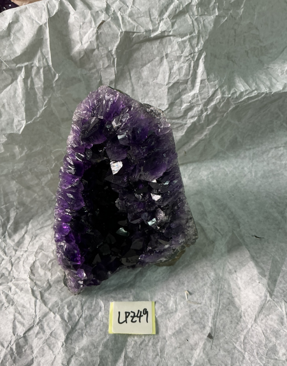 ZB177 LPZ48 紫水晶擺件 0.76-0.9kg